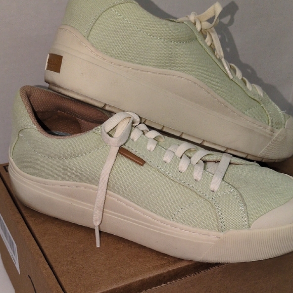 Dr. Scholl's Light Green Canvas Sneakers Womens Size 10 - Picture 4 of 16